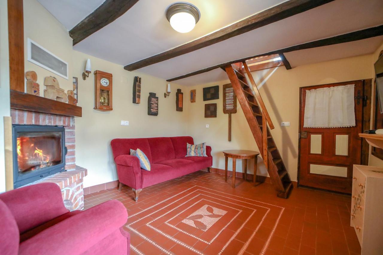Country House With A Pool In Medvednica Nature Park Zagreb Luaran gambar